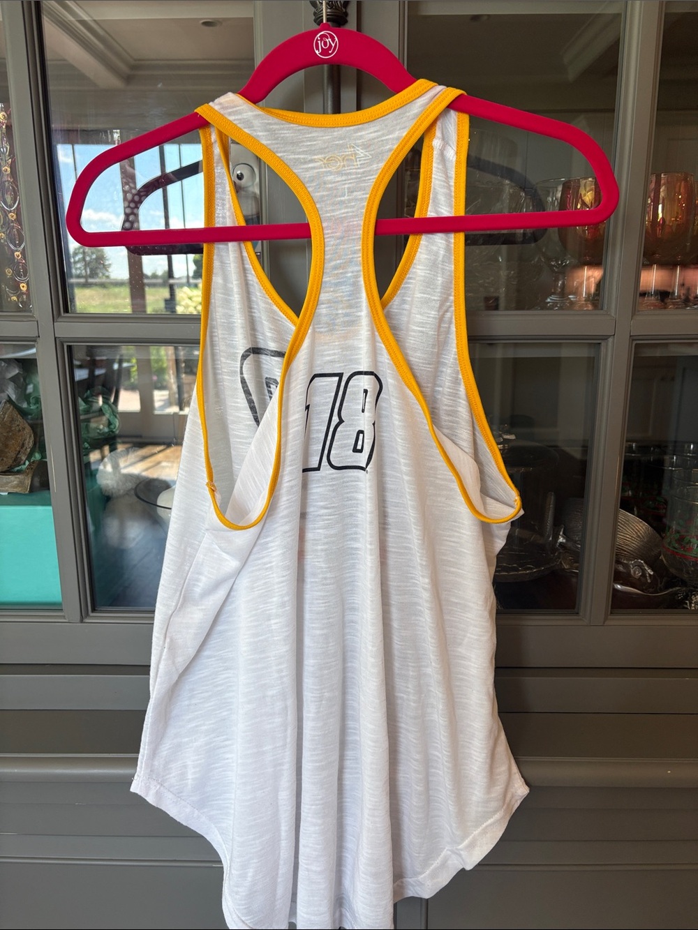 Kyle Busch #18 M&M Racer Tank - Picture 3 of 4